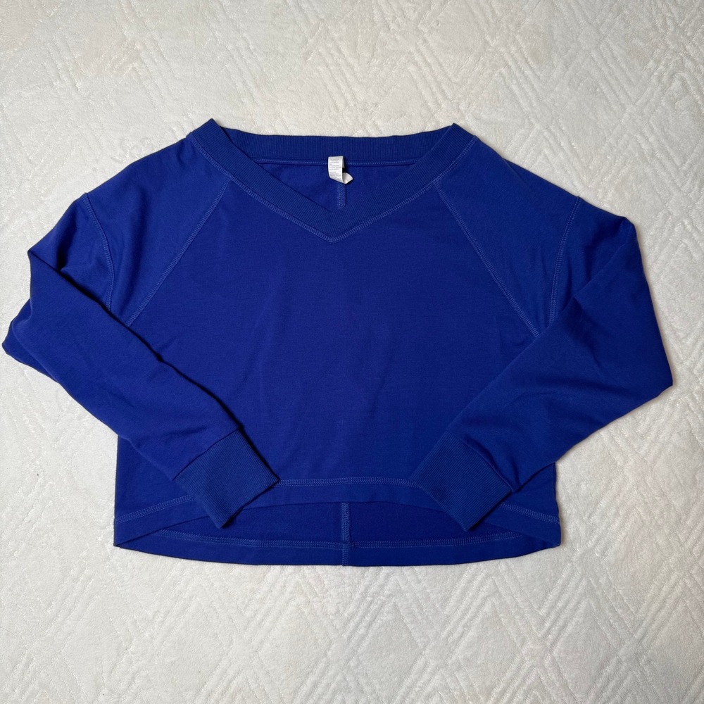 Athleisure Cropped Zella Royal Blue V-Neck Sweatshirt M 8/10 Thumbholes